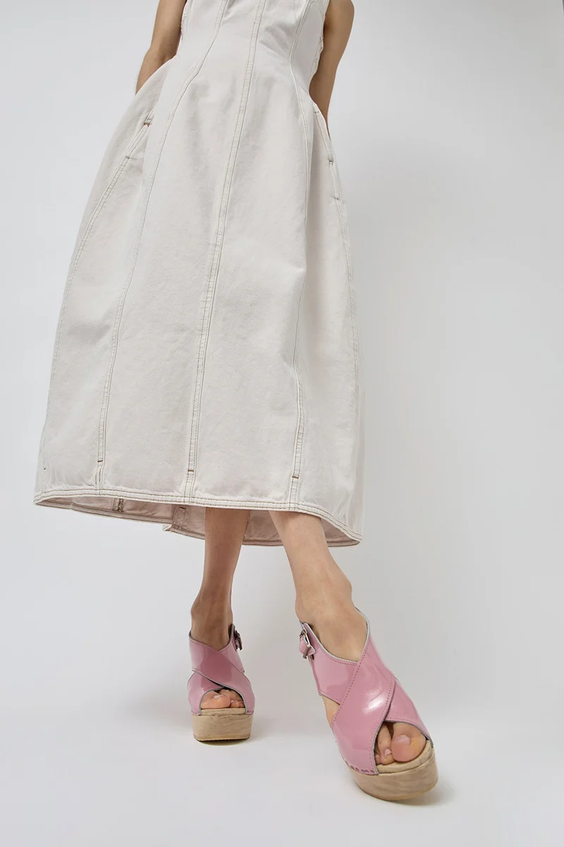 No.6 Crossover Clog on Platform in Mauve Patent