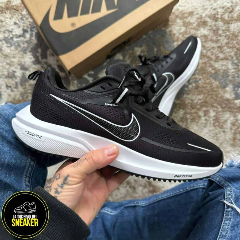 NIKE ZOOM SPEED NEGRA BLANCA