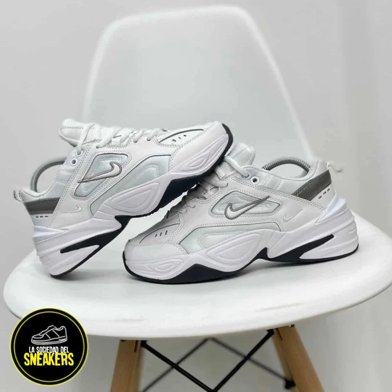 NIKE TEKNO BLANCA GRIS