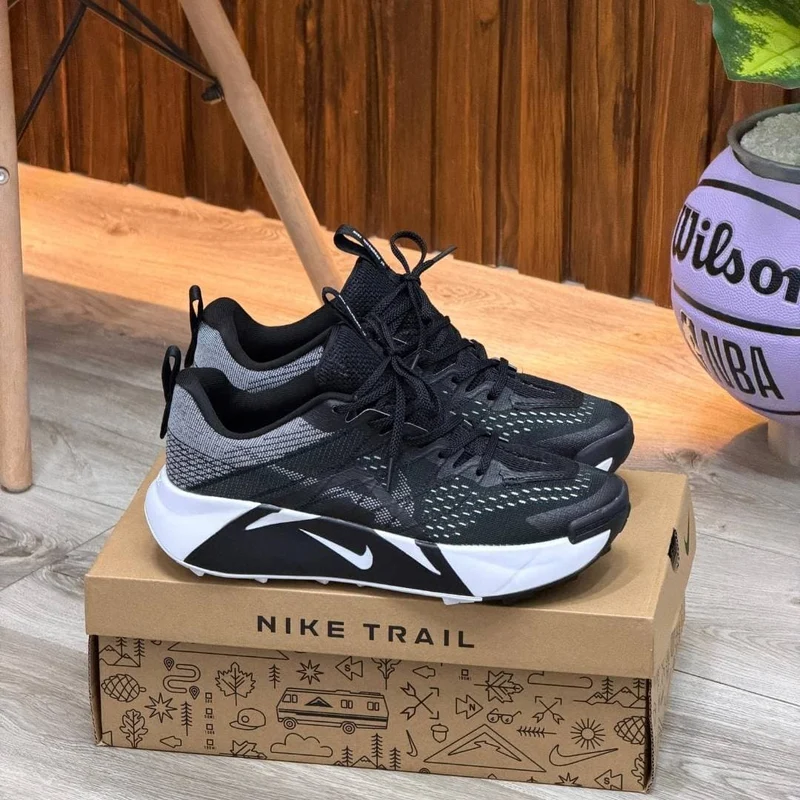 NIKE TRAIL WILDHORSE 10 NEGRA BLANCA