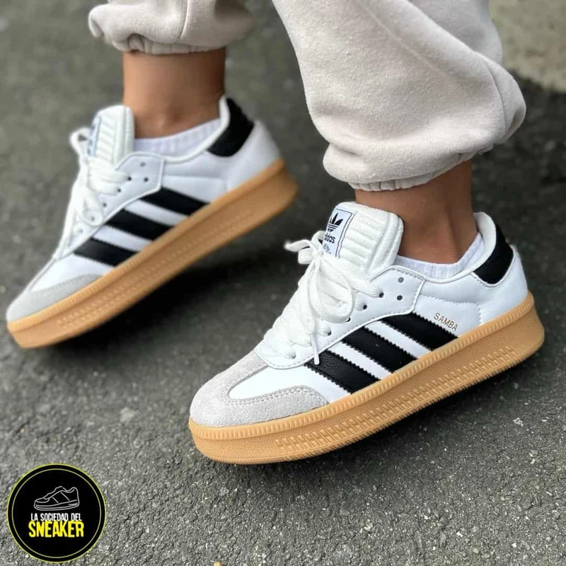 ADIDAS SAMBA PLATAFORMA BLANCA NEGRA