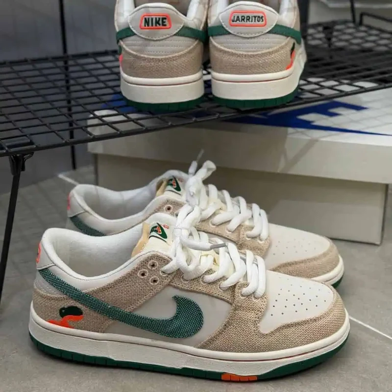 NIKE DUNK JARRITOS