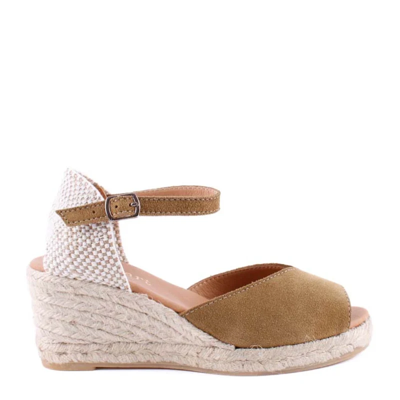 SANDALIA YUTE SERRAJE KAKI ADN5-S440
