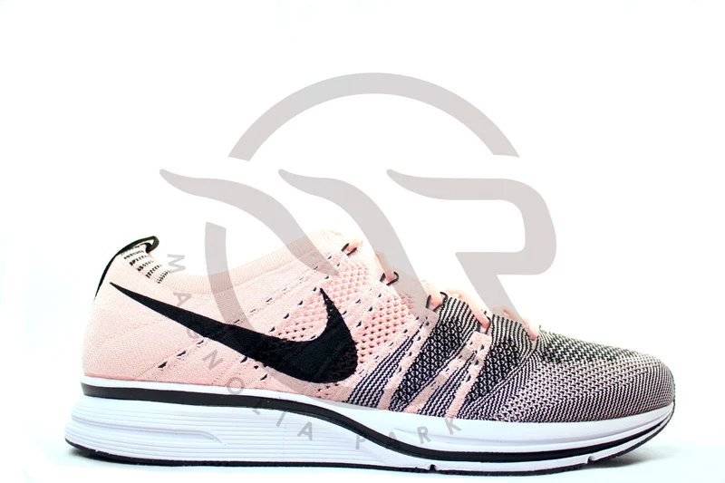 NIKE FLYKNIT TRAINER - SUNSET TINT