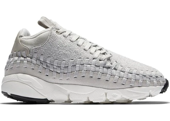 NIKE AIR FOOTSCAPE WOVEN CHUKKA QS - LIGHT BONE [USED]