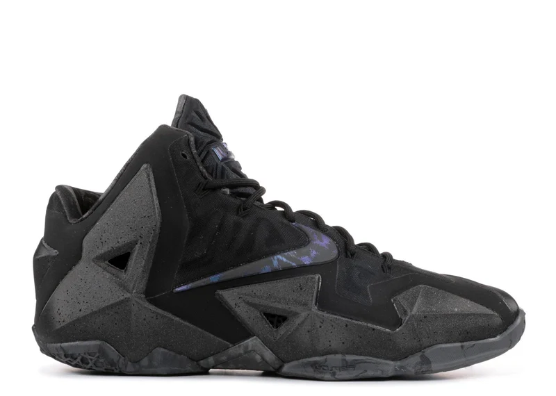 LEBRON 11 - BLACKOUT [USED]