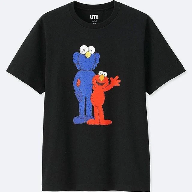 KAWS / SESAME STREET / UNIQLO - ELMO AND KAWS TEE (BLACK)
