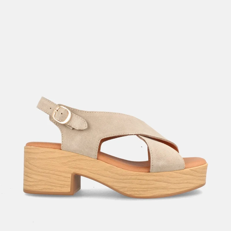 Sandalias de Tacón Medio en Serraje Color Arena con Plataforma Efecto Madera | Modelo Oder de Marila Shoes