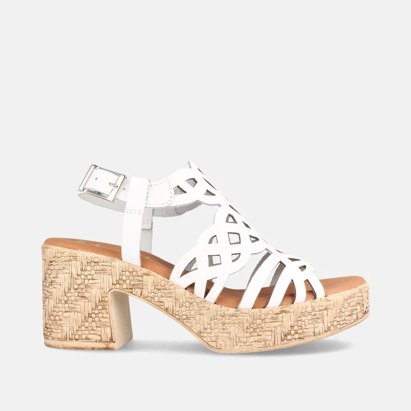 Sandalias de Tacón Confort en Color Blanco con Diseño Troquelado y Plataforma Texturizada | Modelo Meya de Marila Shoes