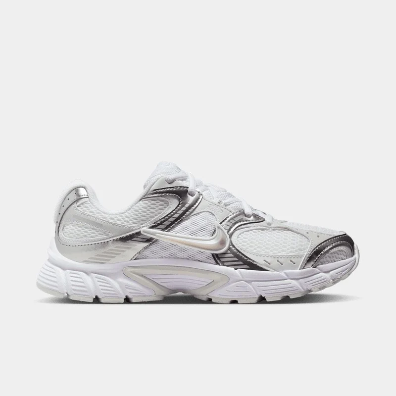 Zapatillas Nike V5 Rnr Con Detalles Reflectantes - Mujer
