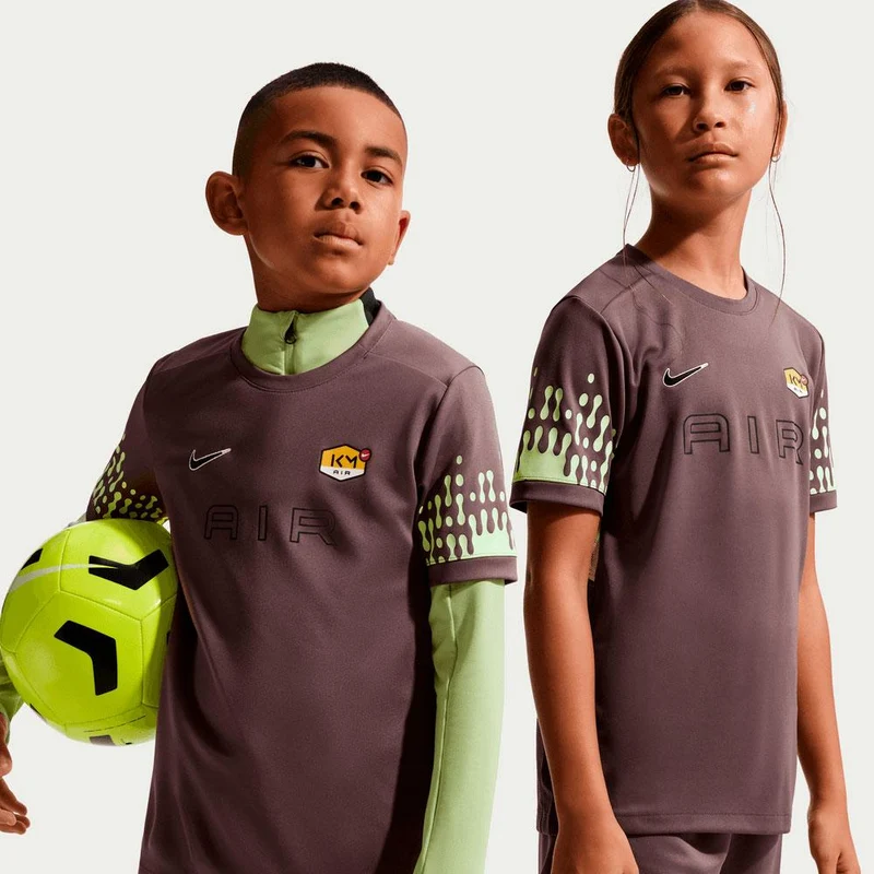 Camiseta De Fútbol Nike Kylian Mbappé Academy DrI-Fit De Manga Corta Para Niño/a