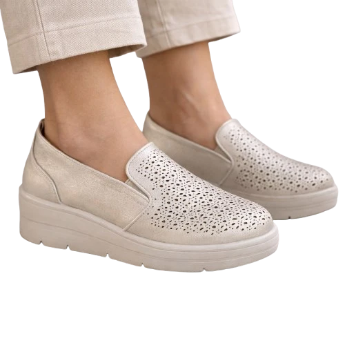 MUJER MOCASIN COMODO COMFIRA PLATINO