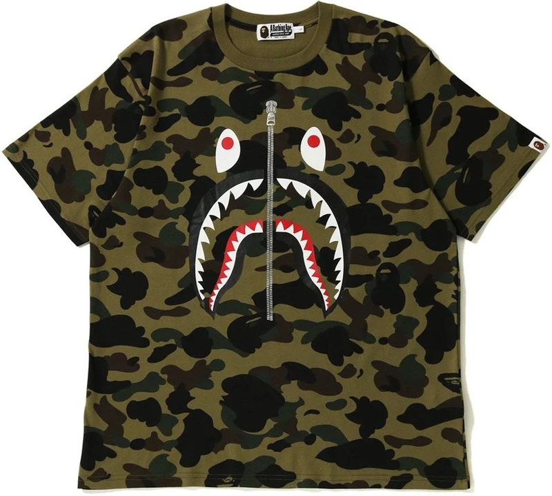 BAPE - 1ST CAMO SHARK WIDE TEE (GREEN)