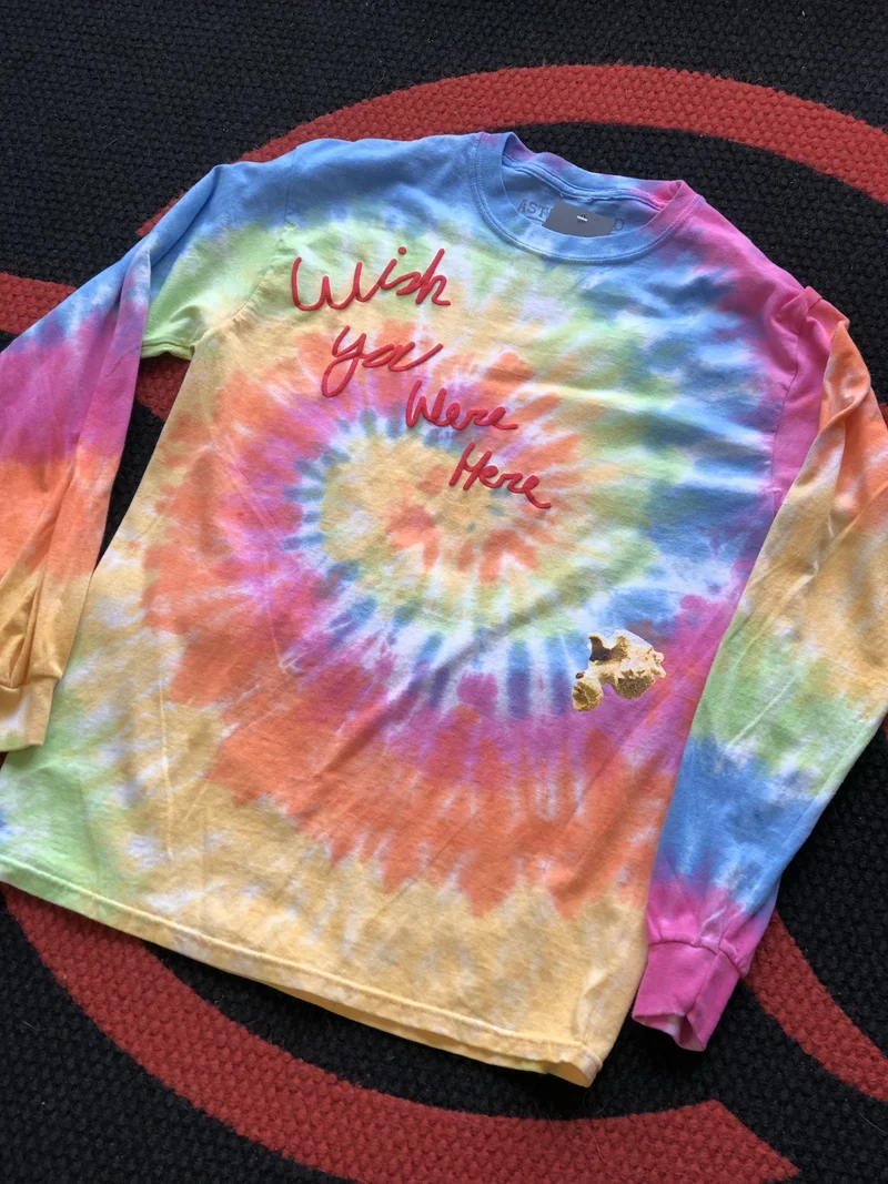 ASTROWORLD - WISH YOU WERE HERE L/S TEE (TIE DYE)