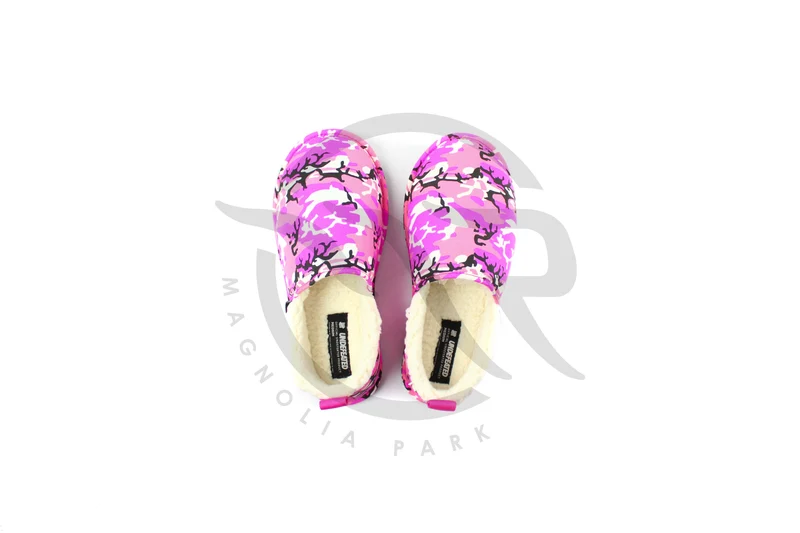 ANTI SOCIAL SOCIAL CLUB/UNDEFEATED - SLIPPERS (PINK CAMO)