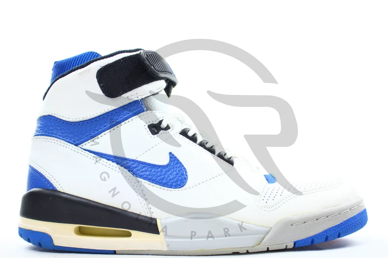 AIR REVOLUTION - ROYAL BLUE