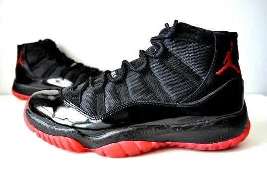 AIR JORDAN RETRO 11 - DIRTY BRED (CUSTOM)