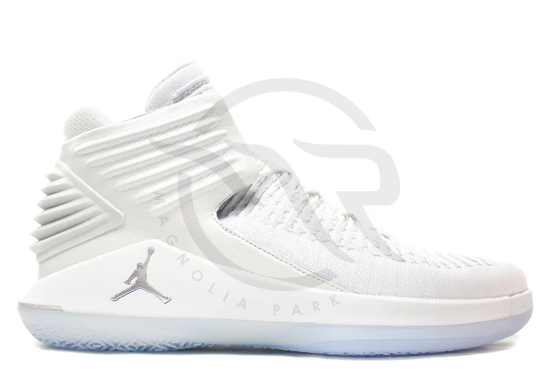 AIR JORDAN 32 P.E. - JORDAN BRAND CLASSIC (SAMPLE)