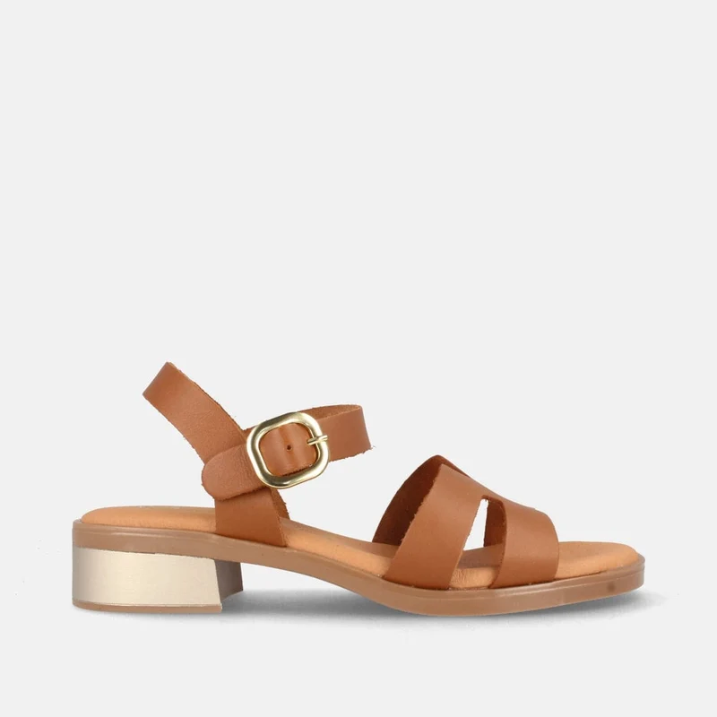Sandalias Elegantes Cuero con Tacón Bajo y Hebilla | Modelo Oka de Marila Shoes