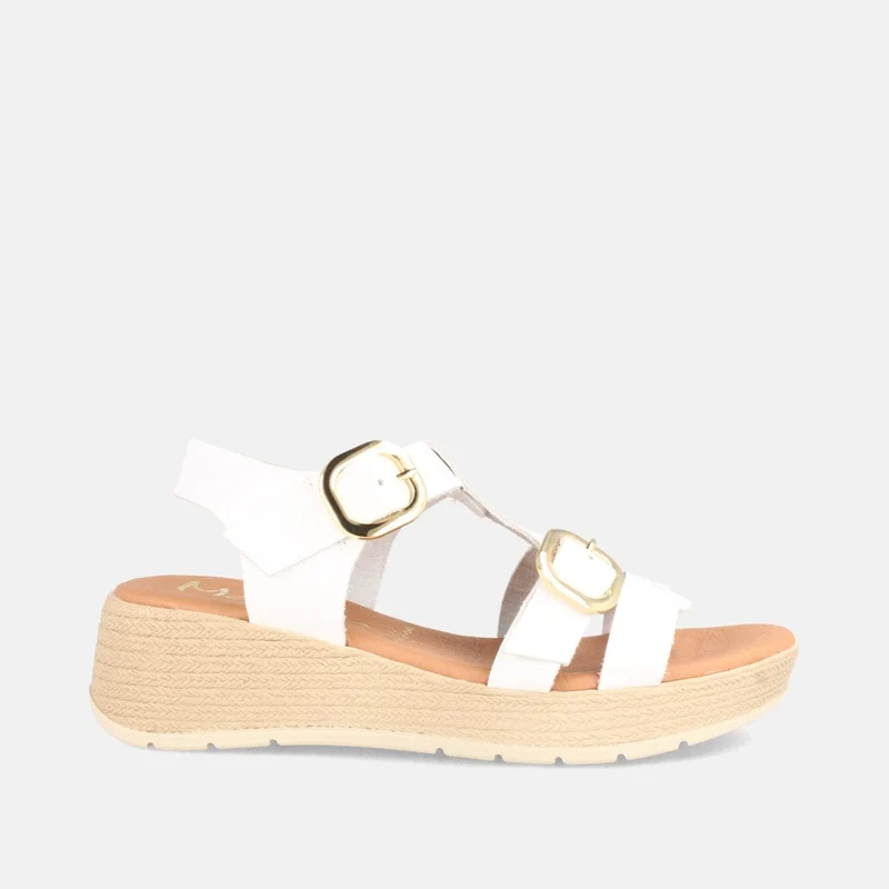 Sandalias de Cuña Blancas en Piel con Hebillas Doradas y Plataforma | Modelo Bamba de Marila Shoes