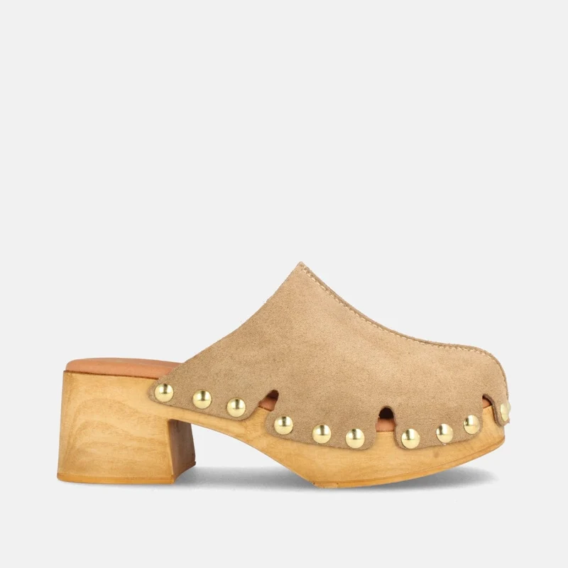 Zuecos de Tacón Mushroom en Serraje con Perforaciones y Tachuelas | Modelo Mova de Marila Shoes