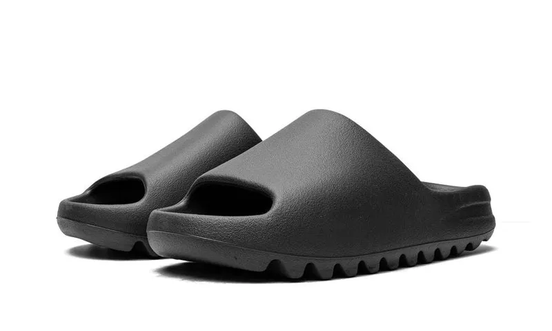 Yeezy Slides Dark Onyx