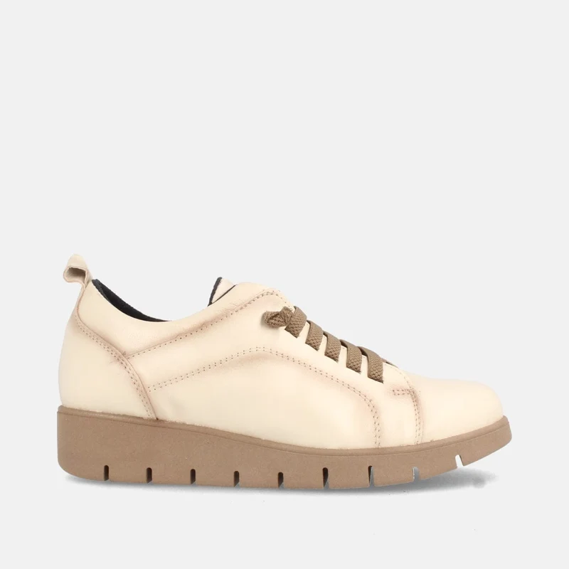 Deportiva elegante de piel para mujer con plantilla acolchada y extraible PEDRERA HIELO