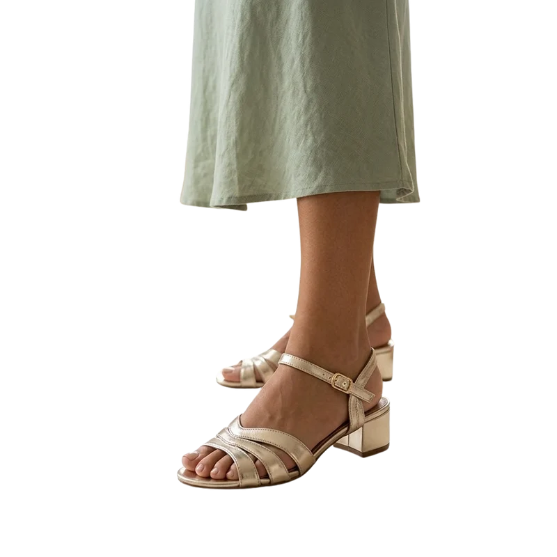 MUJER SANDALIA SERANA ORO
