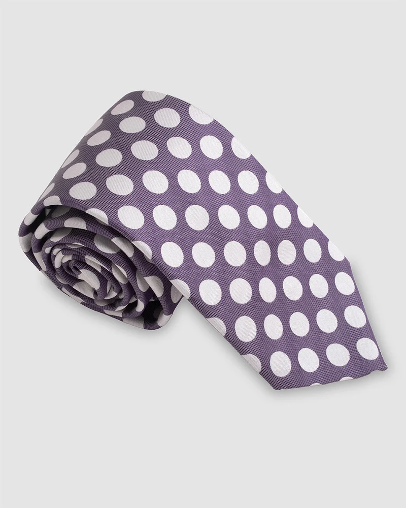 Corbata Fondo Morado Con Circulos Blancos