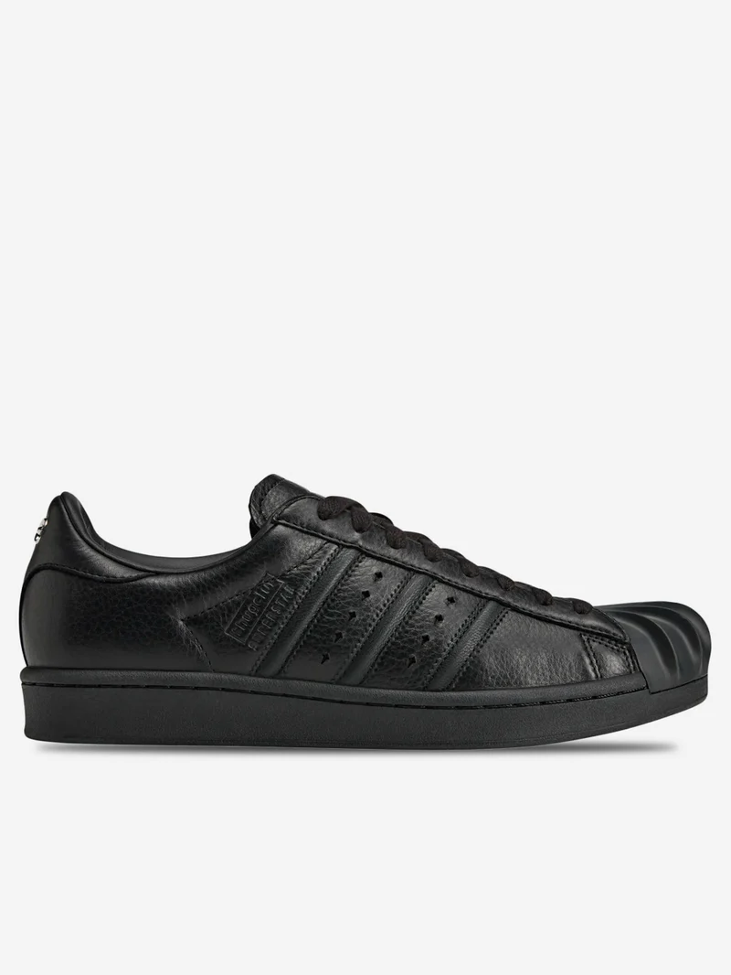 Superstar Vintage nere x Thug Club