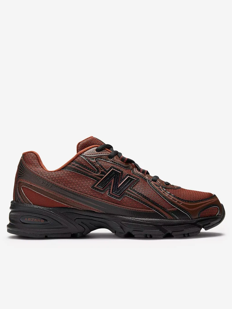 740 'Relic Brown'