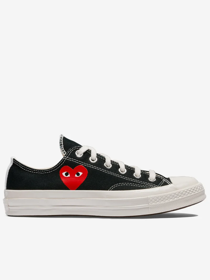 Chuck 70 OX nere con cuore x CDG