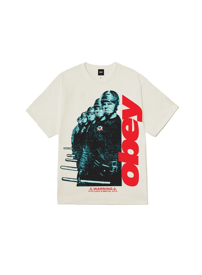 Camiseta Obey Love Is Brutal