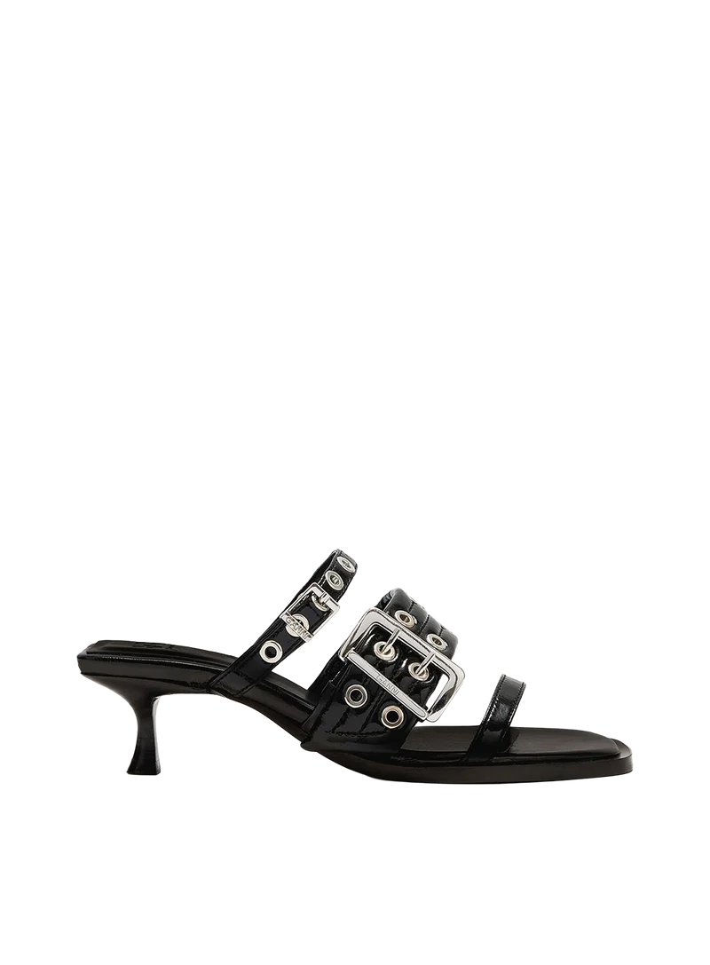 Zueco Buckle Strap
