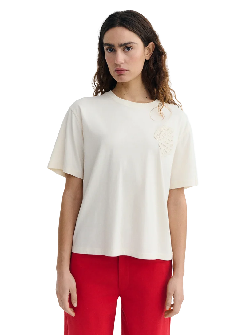 Camiseta Patch Bordado Shell Lucia