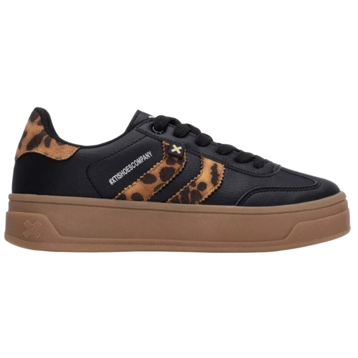 MUJER DEPORTIVA LEOPARDO