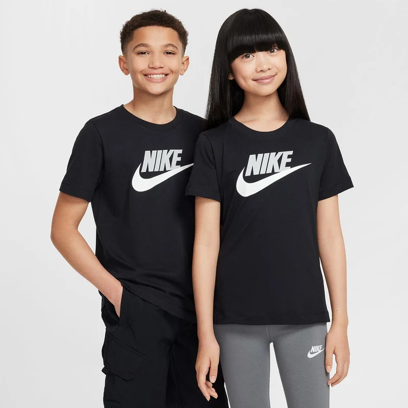 Camiseta Nike Sportswear Big Kids