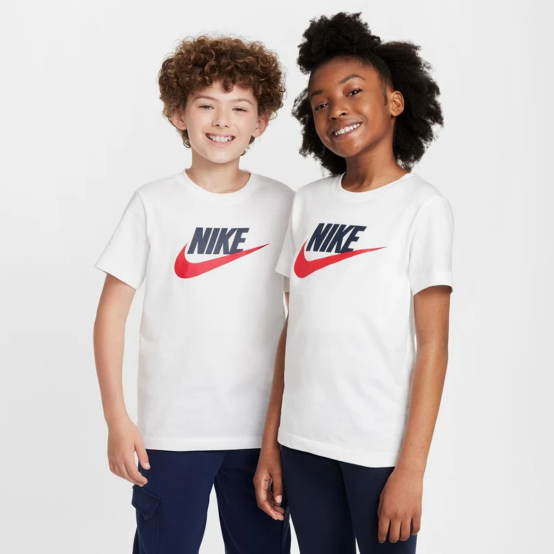 Camiseta Nike Sportswear Big Kids