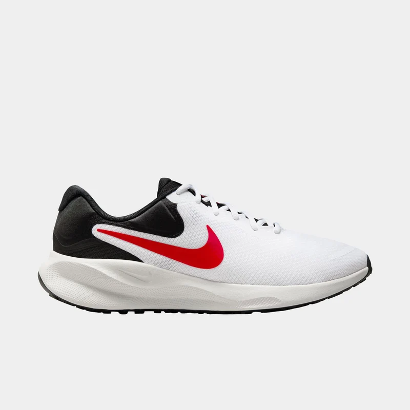 Nike Revolution 7