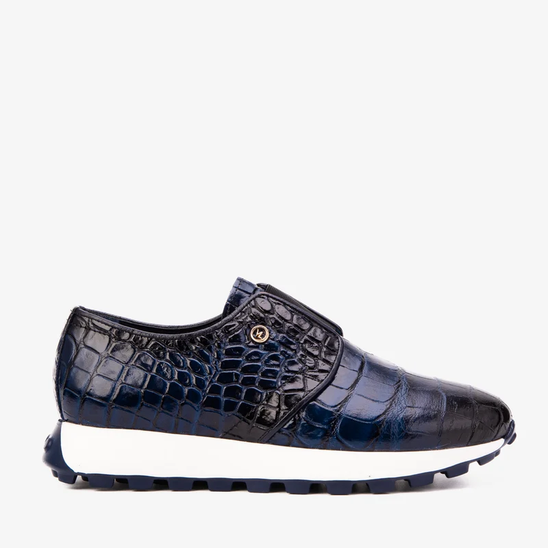 The Corteggio Navy Leather Men Sneaker
