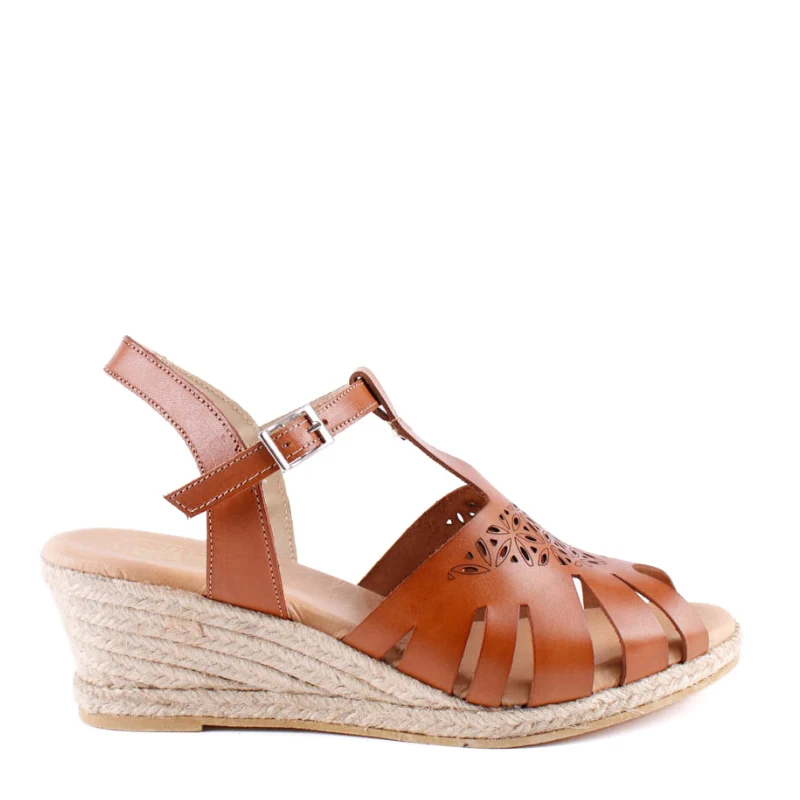 SANDALIA LASER AVELLANA 2589