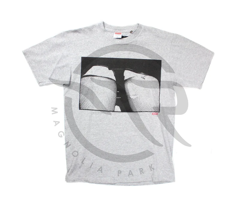 SUPREME - UP SKIRT TEE (GREY)